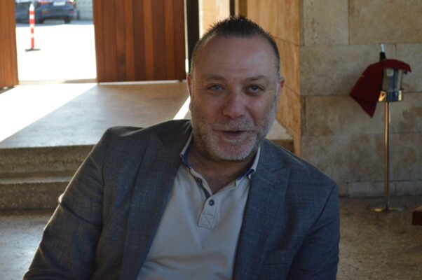 افتتاح القرية الميلادية في Serenata بمشاركة إعلامية بدعوة من الوزيرة السابقة زينة عكر