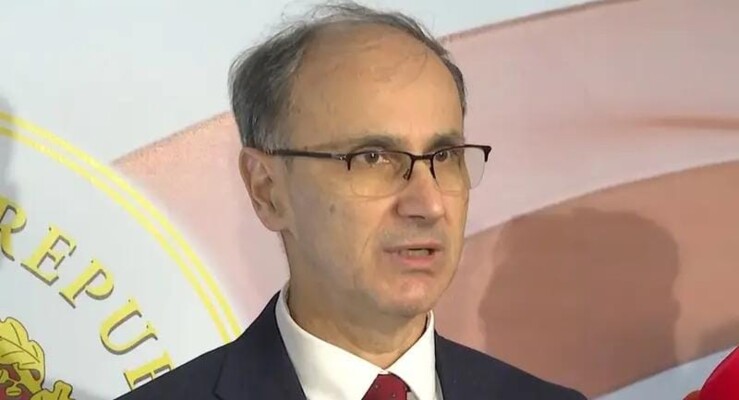رئيس وزراء صربيا طلب حل البرلمان وإجراء انتخابات مبكرة