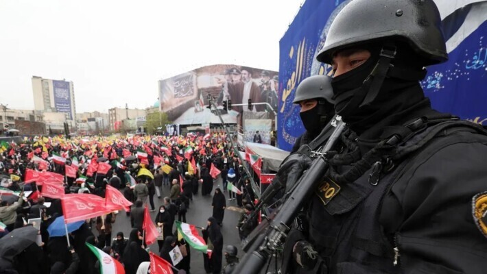 التلفزيون الإيراني عن شرطة أذربيجان الغربية: اعتقال 25 شخصا من العناصر العميلة