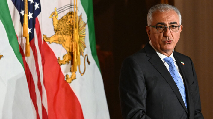 جيروزاليم بوست: رؤية بهلوي لإيران تستحق الاهتمام لكن يجب أن تقاس بالواقع السياسي والمخاطر الإقليمية