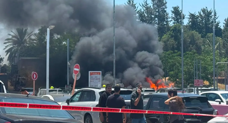 قتيل وجريح جراء انفجار سيارة في يافا وجريح بانفجار مركبة أخرى في حولون جنوب تل أبيب