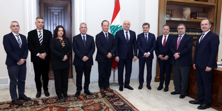الرئيس عون: نؤكد أهمية الدور الذي تؤديه الجامعات اللبنانية والدبلوماسية بتعزيز القدرة على الصمود