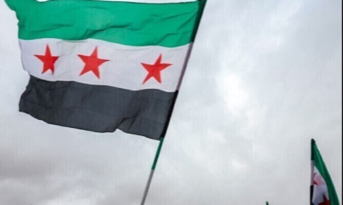 سلطات سوريا: ارتفاع عدد قتلى انفجار مستودع الأسلحة قرب سرمدا في ريف إدلب إلى 14
