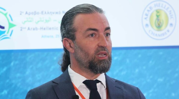 عيتاني بحث مع مديرَي "اليازا" ومحطة الحاويات بسبل تعزيز معايير السلامة داخل مرفأ بيروت
