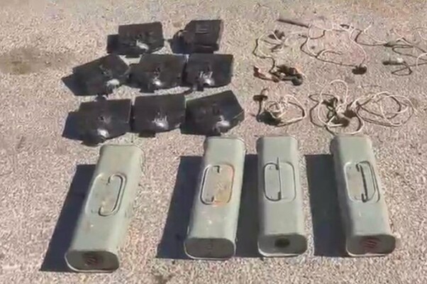 الجيش: ضبط 245 كلغ من مادة الـ"TNT" و4 عبوات ناسفة أثناء تهريبها من سوريا إلى لبنان