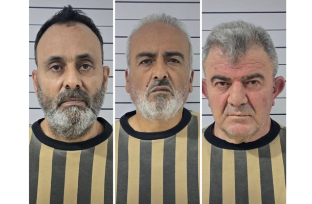 الداخلية السورية: القبض على مجرمي حرب متورطين بدماء السوريين في دير بعبدة بريف جبلة