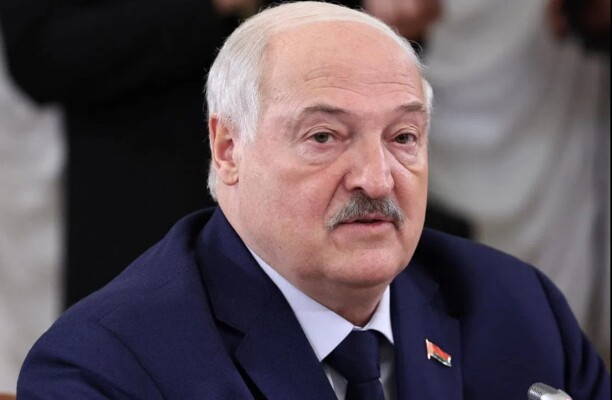 رئيس بيلاروسيا بدأ زيارة رسمية إلى كوريا الشمالية