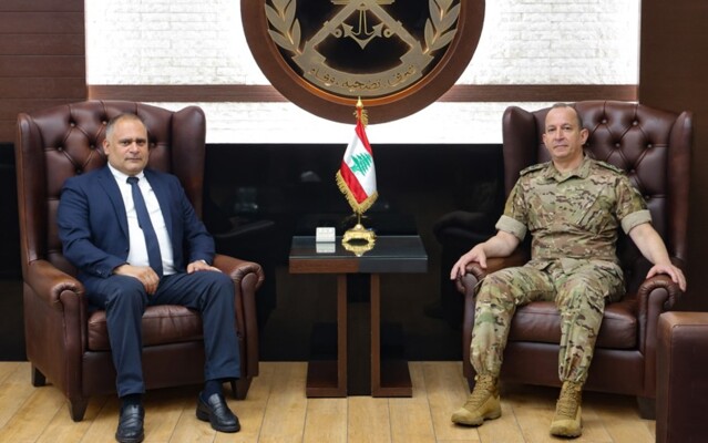 قائد الجيش بحث مع مسعد بالأوضاع في جزين واستقبل مديرة "تلفزيون لبنان"