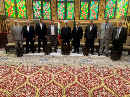 وفد من فعاليات البقاع الأوسط زار دريان وعرض مطالب أهالي قضاء زحلة