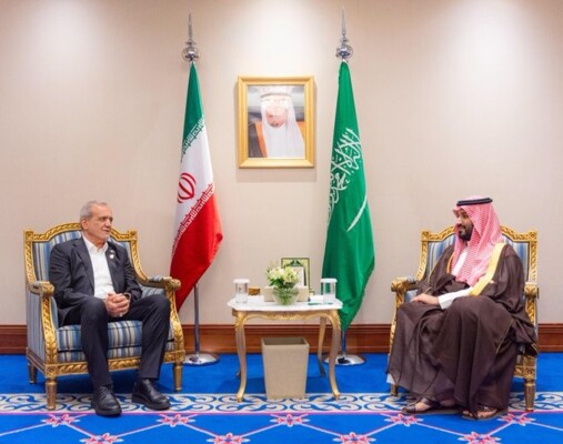 ولي العهد السعودي يلتقي الرئيس الإيراني واحمد الشرع على هامش القمة العربية الإسلامية الطارئة في الدوحة