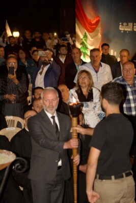 جعجع: لا يمكن بأي شكل من الأشكال أن يستبدل نائب دير الأحمر المسيحي بنائب من خارجها