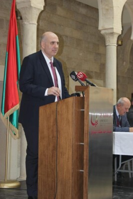 وزارة الزراعة سلمت بلدية زحلة شهادة اعلان المدينة مدينة عالمية للكرمة والنبيذ