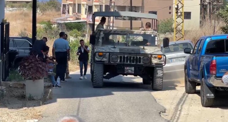 "النشرة": قوات الأمن الوطني الفلسطيني في مخيم عين الحلوة سلّمت دفعة من سلاحها الثقيل والمتوسط