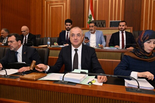 بوصعب: اللجان المشتركة رفضت مشروع القانون الرامي إلى إلغاء ثلاثة قروض مخصّصة لمشاريع