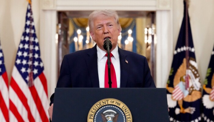 ترامب: سنوجه لإيران ضربات شديد للغاية خلال الأسبوعين إلى الثلاثة المقبلة وفي الوقت نفسه المناقشات مستمرة