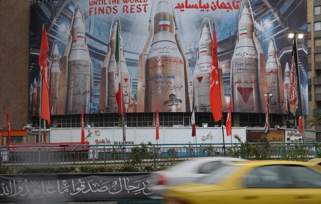 واشنطن بوست: إسرائيل تحثّ الإيرانيين على التظاهر ضد حكومتهم لكنها تقدّر سراً أنهم سيتعرضون لـ"الذبح"