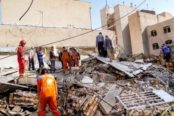 الهلال الأحمر الإيراني: أكثر من 200 قتيل و747 جريحا في 24 محافظة جراء العدوان الأميركي الصهيوني