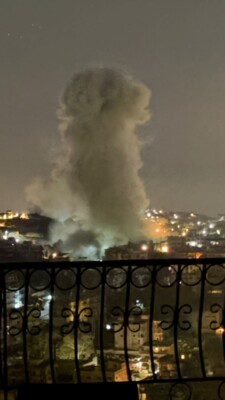 غارات استهدفت محيط مستشفى الشيخ راغب حرب - النبطية وتول وعبا