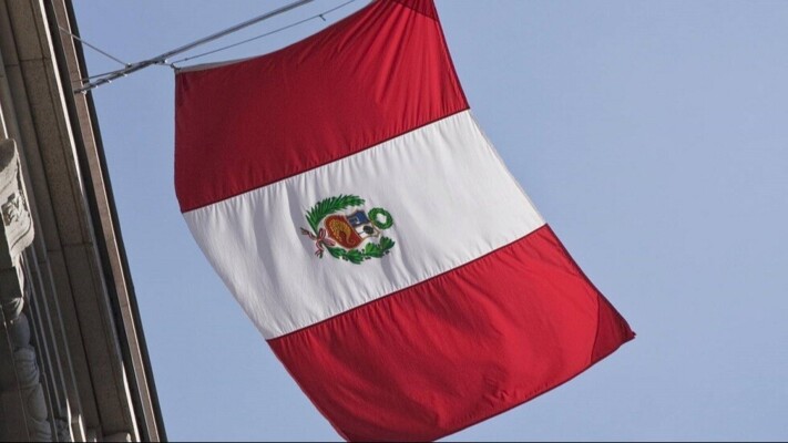 أ ف ب: سلطات البيرو تداهم مستودعا لحفظ بطاقات الاقتراع في الانتخابات الرئاسية وسط بطء في فرز الأصوات