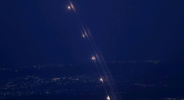 القناة 12 الإسرائيلية: إطلاق 15 صاروخا من لبنان باتجاه حيفا والجليلين الأعلى والأدنى