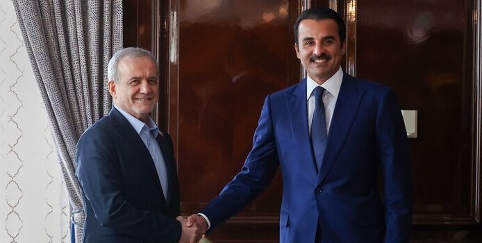 الرئيس الإيراني وأمير قطر بحثا في موسكو العلاقات الثنائية وتأكيد على أهمية توسيع التعاون