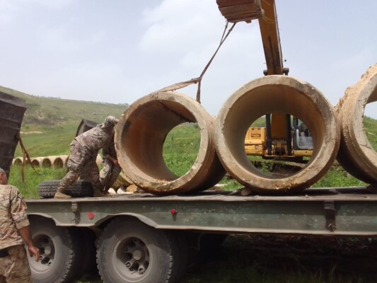 فوج الهندسة في الجيش اللبناني باشر التحضيرات اللازمة لإقامة جسر بديل في منطقة طيرفلسيه