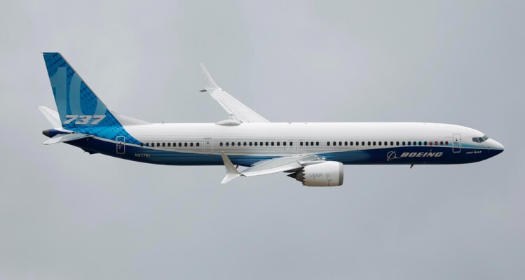 سلطات الطيران الأميركية منحت طائرة "بوينغ 737 ماكس 7" شهادة اعتماد بعد سنوات من الانتظار