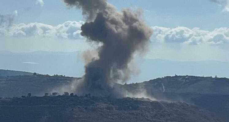 الجيش الإسرائيلي نفذ تفجيرا في أطراف ميس الجبل وأشعل النيران بالمنازل والممتلكات في زوطر الشرقية