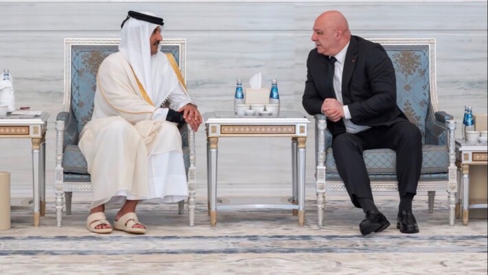 عون والسيدة الاولى عزيا أمير قطر في الدوحة: اللبنانيون لن ينسوا الدعم الذي قدمه الأمير الراحل في مختلف المجالات