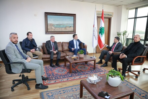 النفّي بحث مع نديم الجميل بالأوضاع العامة في المرفأ واستقبل رئيس البنك الأوروبي لإعادة الإعمار والتنمية