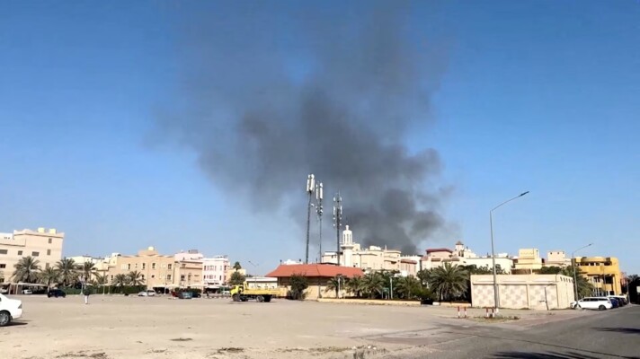 الدفاع المدني الكويتي: تعاملنا مع 9 بلاغات عن سقوط شظايا ناجمة عن اعتراض صواريخ وطائرات مسيرة إيرانية