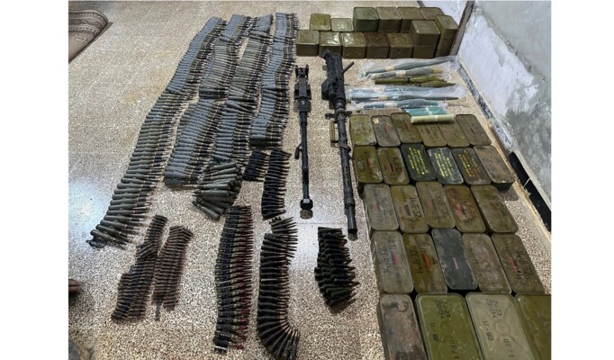 الداخلية السورية: إحباط محاولة تهريب أسلحة وذخائر وتفكيك خلية مسلحة بمحافظة السويداء