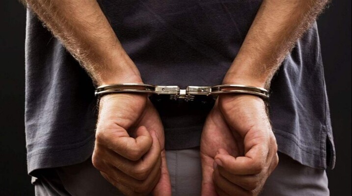 النشرة: مداهمة منازل مطلوبين في حورتعلا شرقي بعلبك بمؤازرة الجيش ومخابرات البقاع