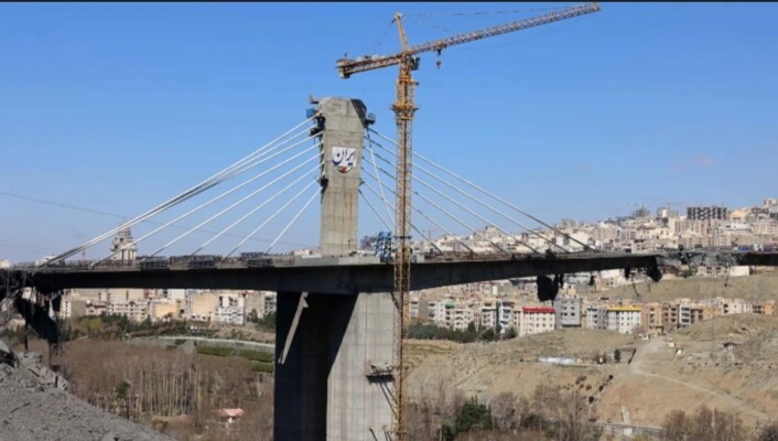 وكالة مهر الإيرانية: عودة جميع الجسور والسكك الحديدية التي قصفها العدو خلال الحرب للخدمة بعد إعادة تأهيلها