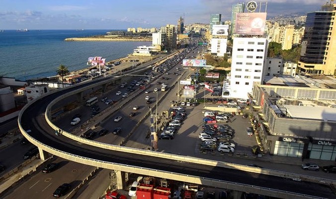 منع المرور على مسربين من المسلك الغربي لجسر جل الديب على أن تبقى الطريق سالكة 