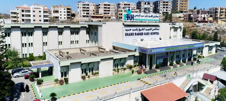إدارة مستشفى راغب حرب استنكرت تضرره جراء قصف مبنى مجاور: للتحرك لحماية المؤسسات الصحية