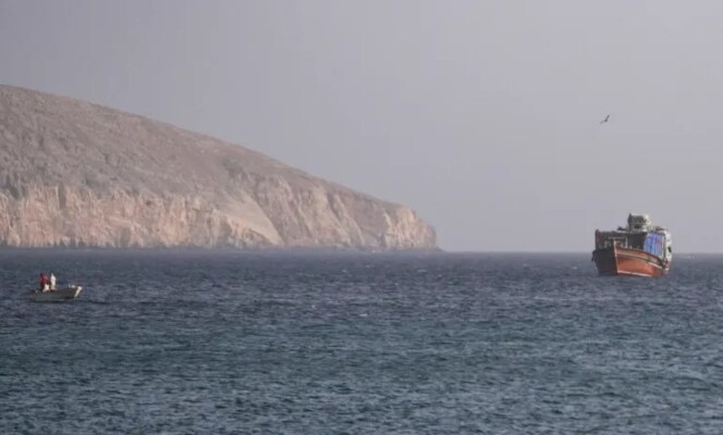 القيادة المركزية الأميركية أكدت بقاء المسار الجنوبي في مضيق هرمز مفتوحا