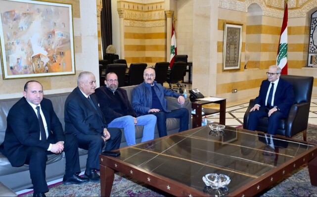 سلام بحث مع بلال عبد الله واتحادات البلديات تداعيات النزوح في إقليم الخروب