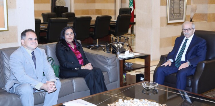 سلام استقبل وفدًا من البنك الدولي: الحاجة ملحّة لتسريع إجراءات إعادة الإعمار بالجنوب