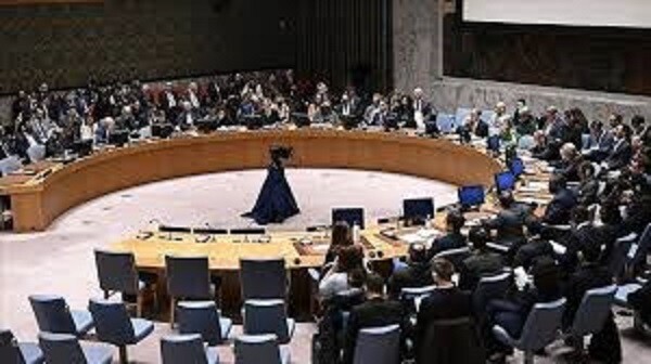 الخليج: اسرائيل استبقت مشروع قرار مجلس الأمن بشأن خطة السلام بإعلان رفضها الدولة الفلسطينية