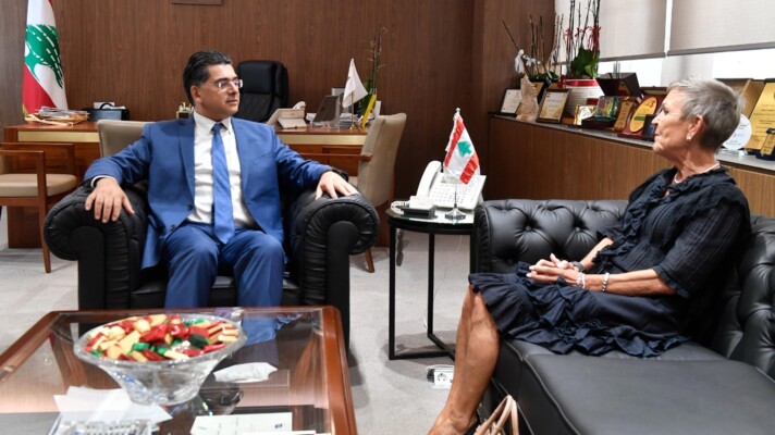 الوزير مرقص سلّم سفيرة فنلندا مذكرة احتجاج على استهداف الصحافيين