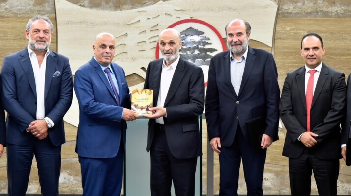 جعجع: القطاع الصناعي أحد أعمدة الاقتصاد وليكن دعم الصناعيين بصلب أولويات الدولة