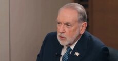 السفير الأميركي لدى إسرائيل: إسرائيل هاجمت في إيران مرابض إطلاق صواريخ أرض أرض وبنى تحتية