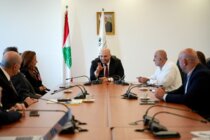 وزير الصحة بحث مع المستشفيات الجامعية الخاصة وضع معايير علمية لصرف السقوف المالية وإجراء العمليات الجراحية المعقدة