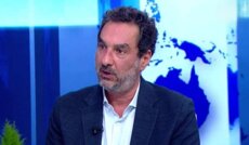 الصادق: رئيس الحكومة يمثلها ويتكلم باسمها وأي تأويل آخر هو هرطقة دستورية