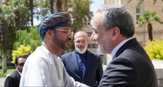 بيان إيراني عماني: عراقجي والبوسعيدي ناقشا إطارا مرحليا يوفر أساسا عمليا وقابلا للتنفيذ في ضوء الوضع بمضيق هرمز