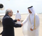 سلام وصل إلى الدوحة على رأس وفد وزاري لتقديم واجب العزاء برحيل أمير قطر السابق