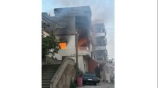 غارة استهدفت شقة في عدلون حي المشاع فجر اليوم
