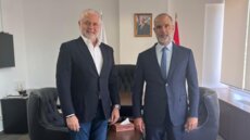رسامني استقبل زياد الملا بعد فوز