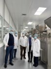 رئيس عرفة التجارة والصناعة في زحلة يجول على المعامل للاطلاع على معايير السلامة الغذائية